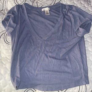 brand new v line crop shirt